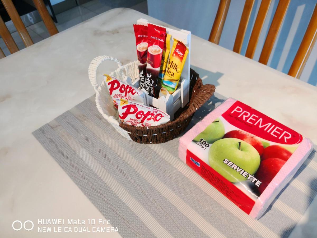 Mcz Homestay Ipoh Town 2Room 7Pax Free Wifi Екстер'єр фото